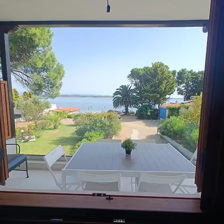 Diafanos Apartament *