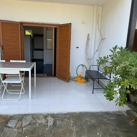 Diafanos Apartment